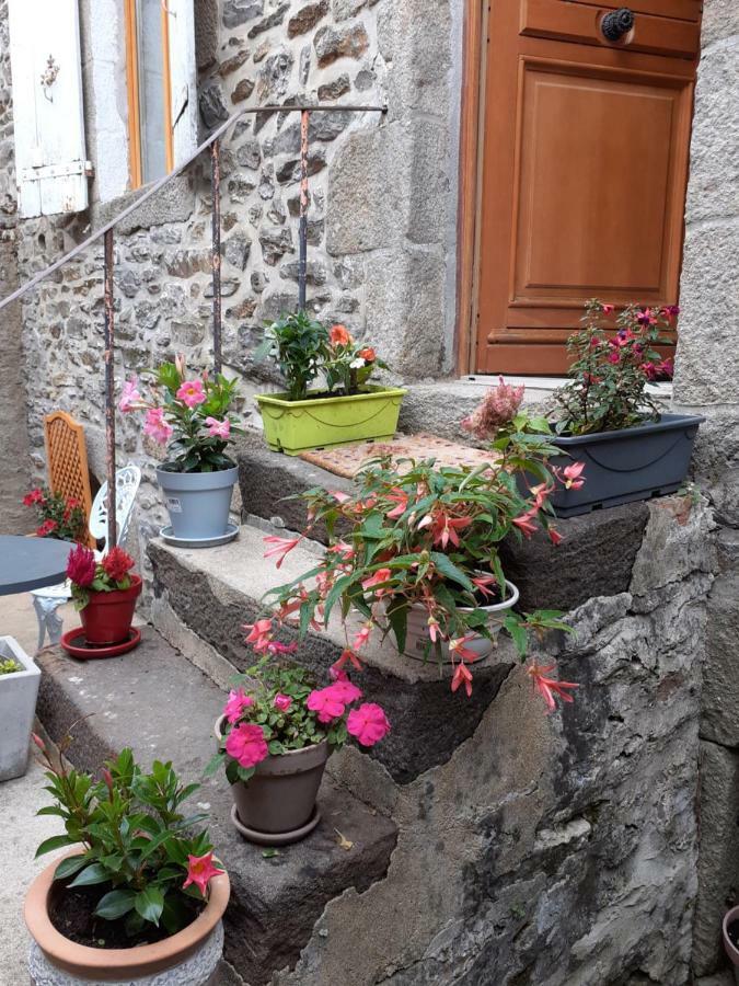 Apartament Le Refuge Des Alpes Mancelles Fresnay-sur-Sarthe Zewnętrze zdjęcie